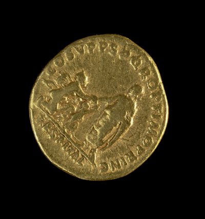 Aureus (reverso) acuñado por Trajano que muestra al emperador de pie extendiendo su mano derecha a Italia arrodillada (oro) Inscripción: COS V P P S P Q R OPTIMO PRINC REST ITAL de Roman